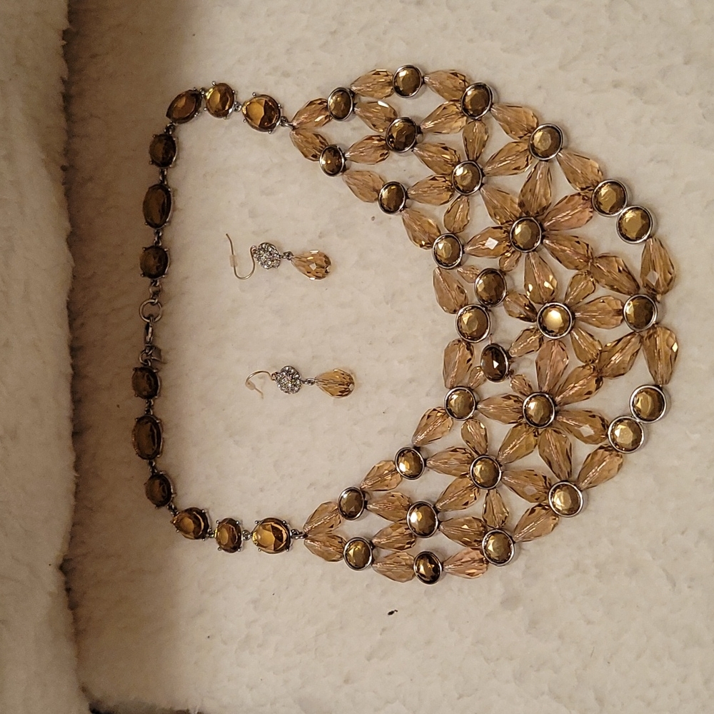 Banana Republic Statement Necklace